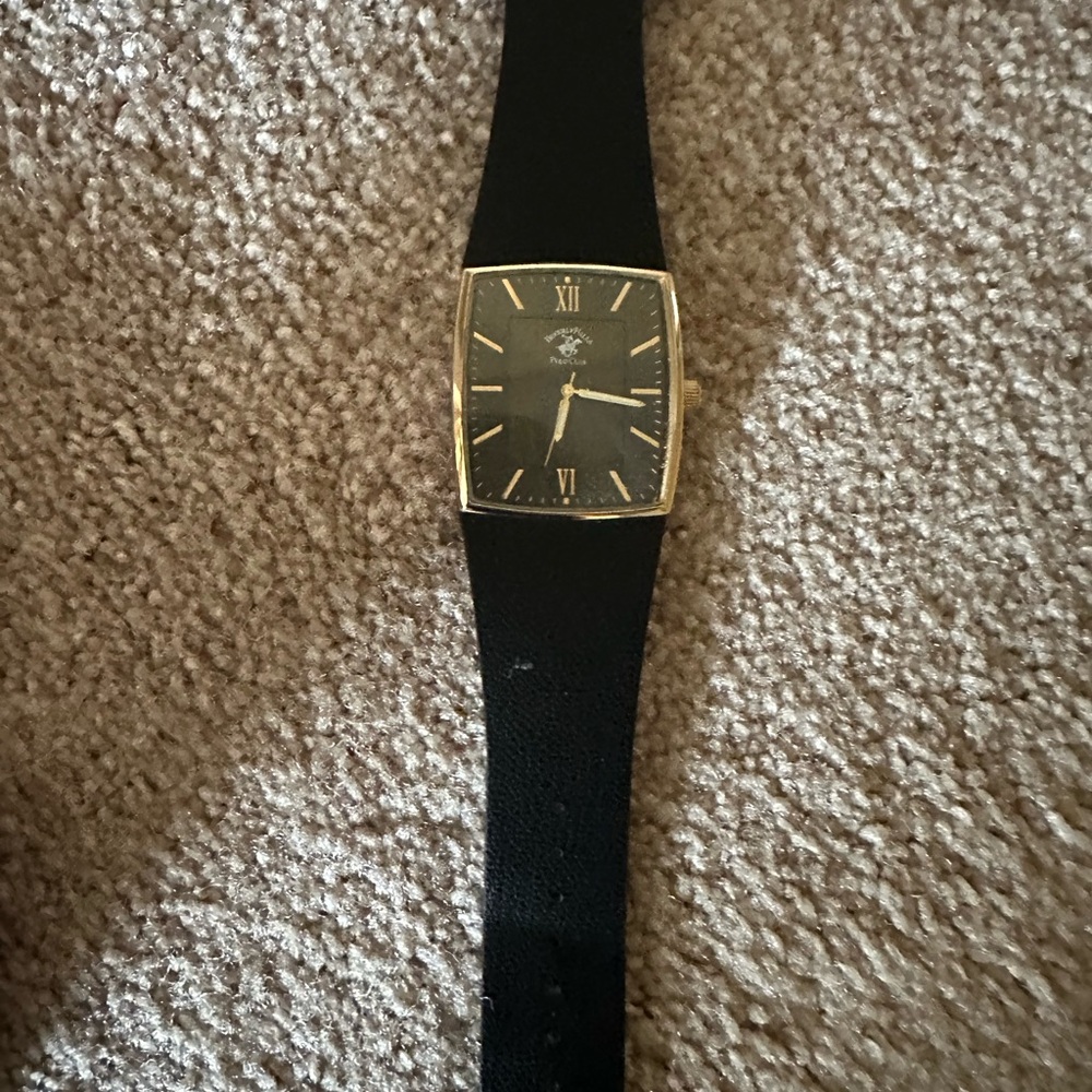 Beverly Hills Polo Club Black Watch with Gold Trim - Picture 4 of 10